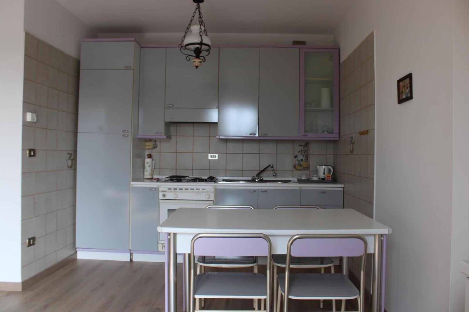 Casa Antony Apartment Тори дел Бенако Екстериор снимка
